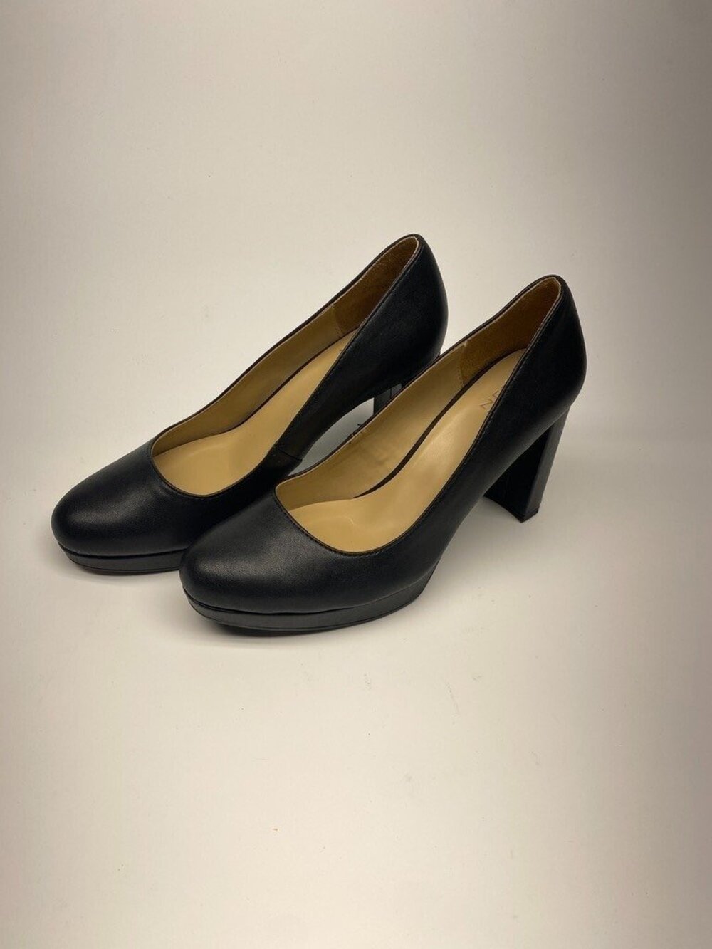 Naturalizer Womens Berlin Blaxk Round Toe Heel Pump Sz 9.5